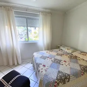 Apto 2 Quartos, Pertíssimo Da Beira-mar E Ponte Hl Florianópolis